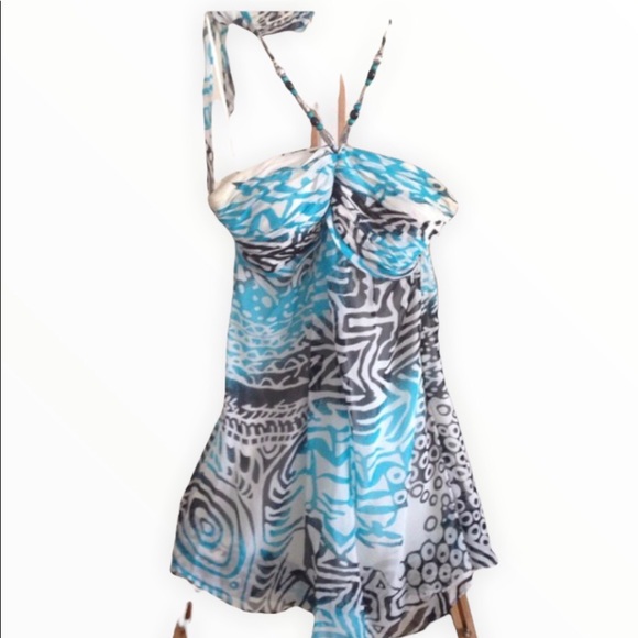 Dresses & Skirts - 🔴Halter Dress- Size S